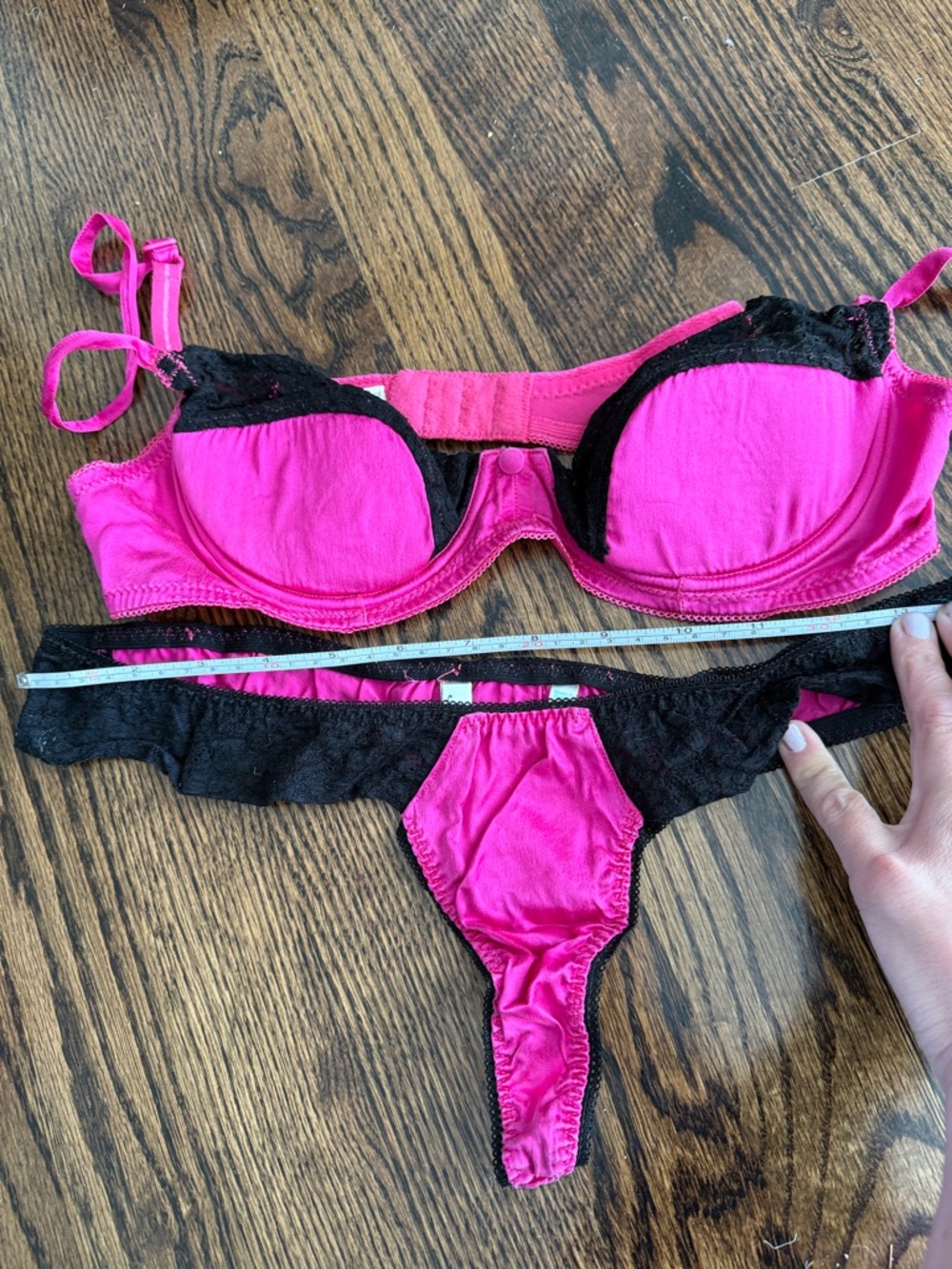 Sabbia Rosa silk bra and panty set sz 85